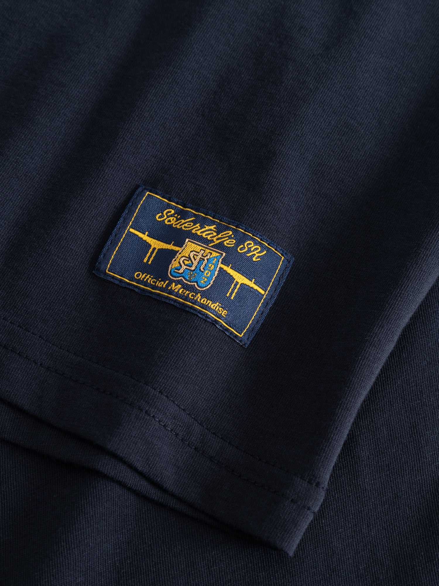 T-shirt marinblå flagga